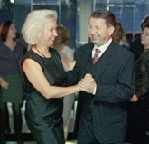 O altfel de alianţă PD-PSD, pe la spatele primarului: Vali Filip dansând cu Aurel Tărău